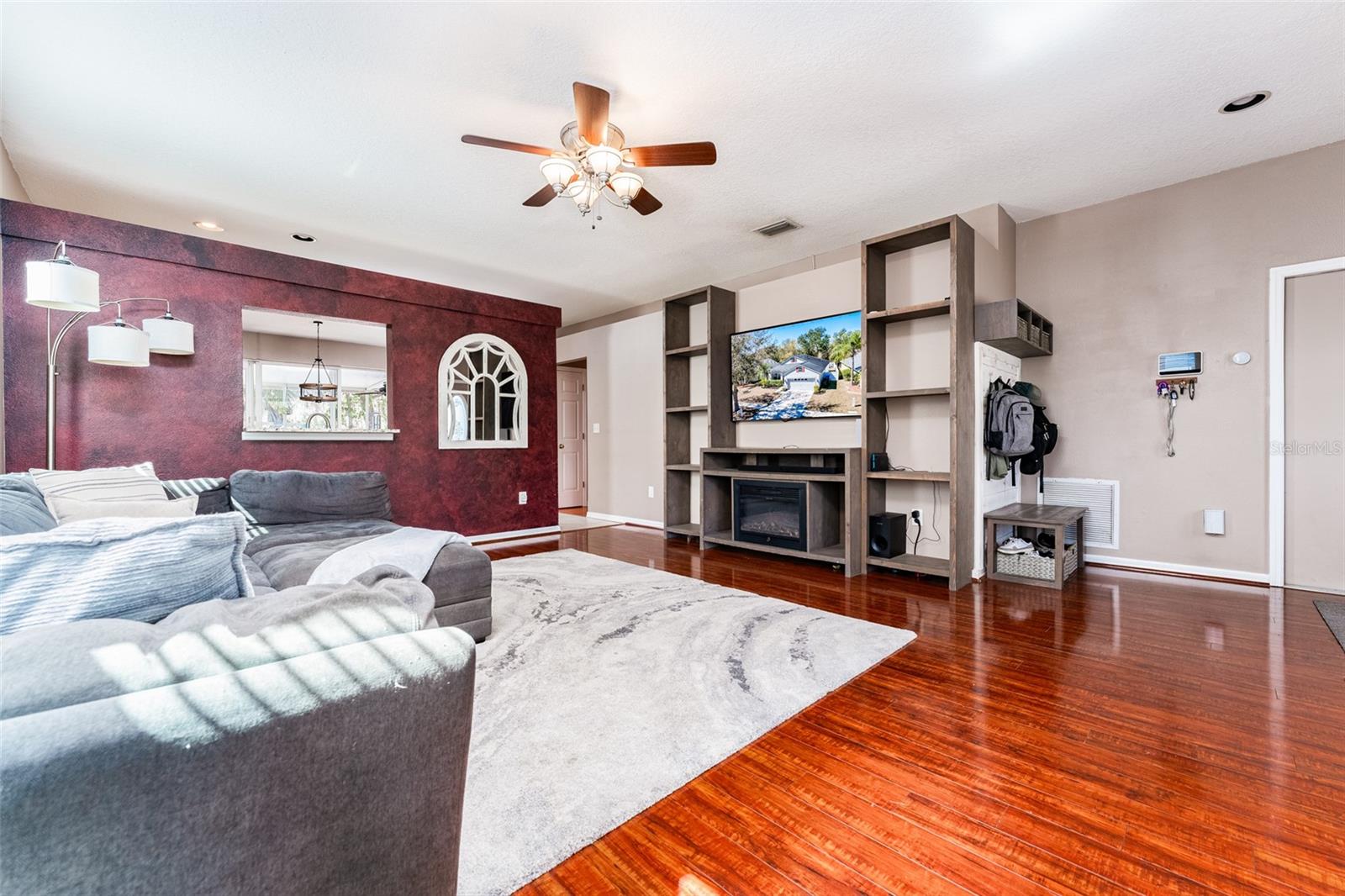 BLOOMINGDALE RIDGE - Residential