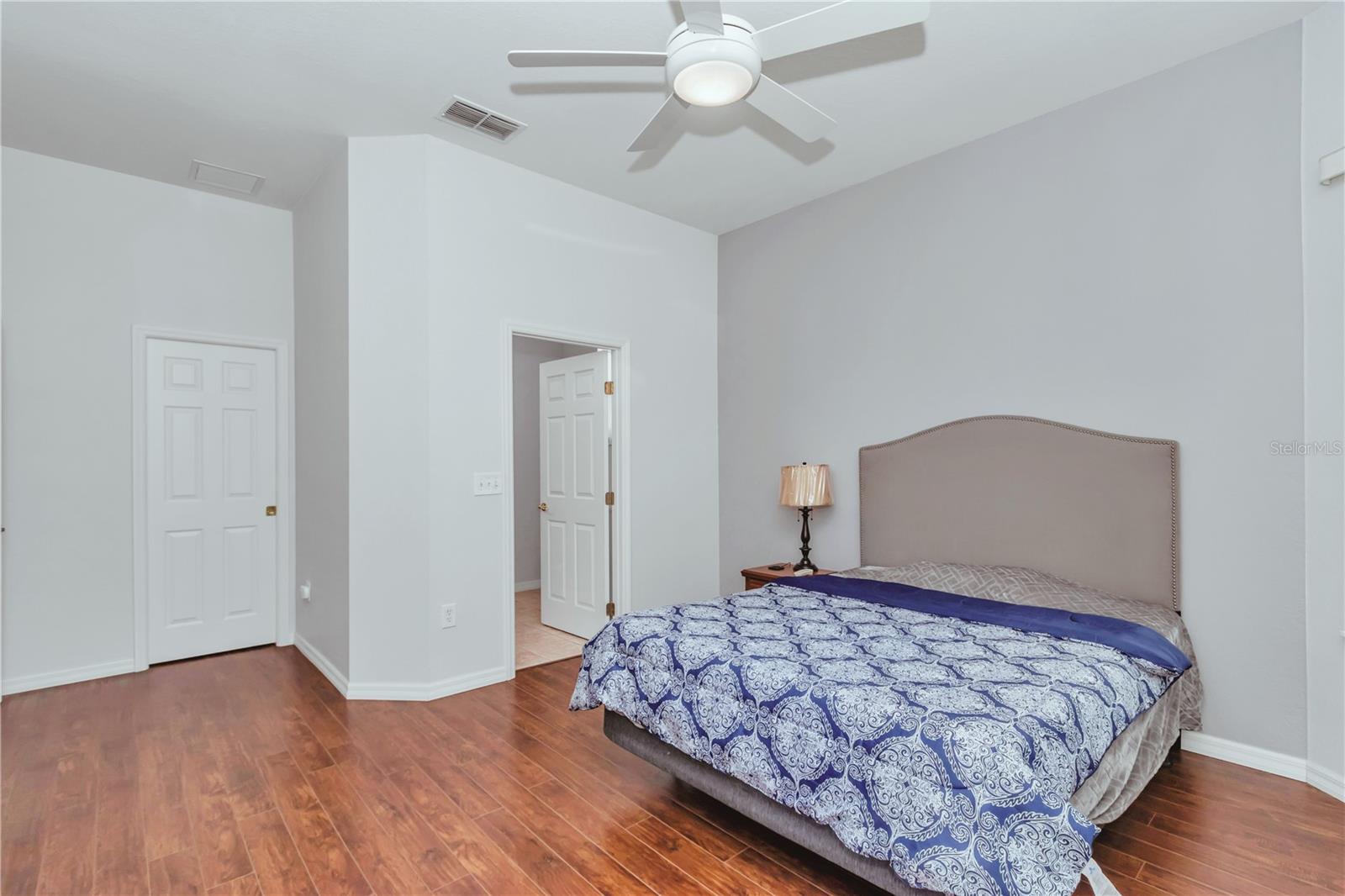 OAK RUN CRESCENT OAKS - Residential