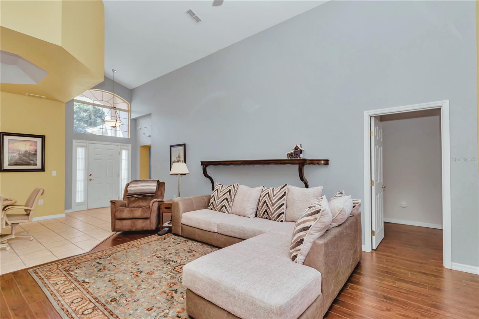 OAK RUN CRESCENT OAKS - Residential