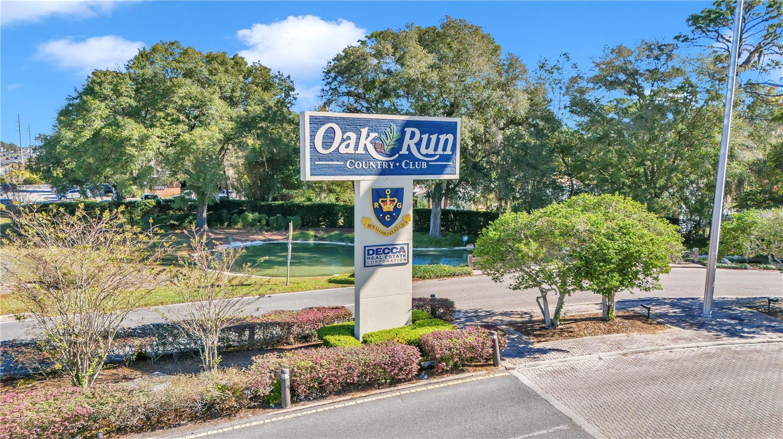 OAK RUN CRESCENT OAKS - Residential