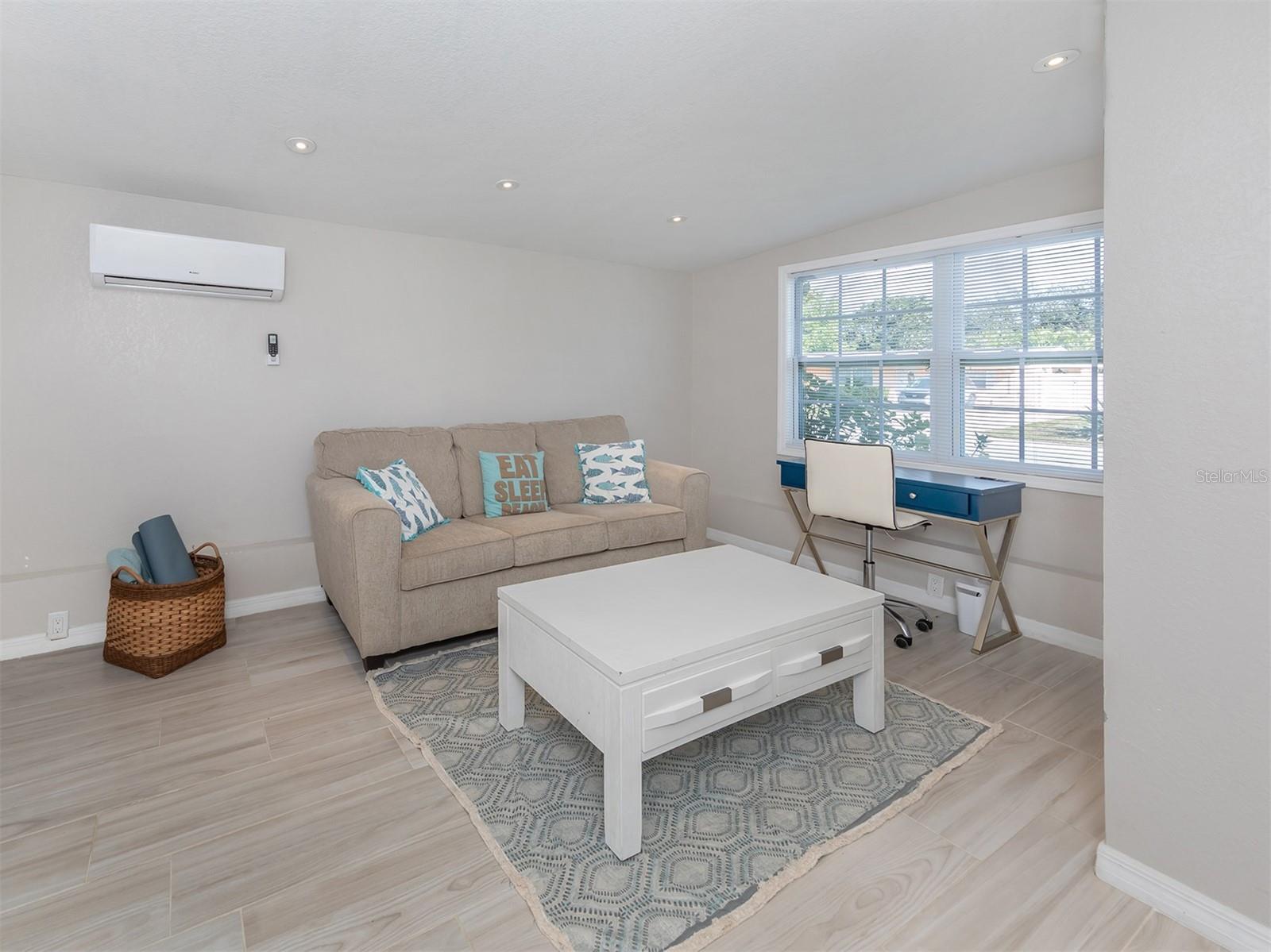 SUNAIRE TERRACE - Residential Lease