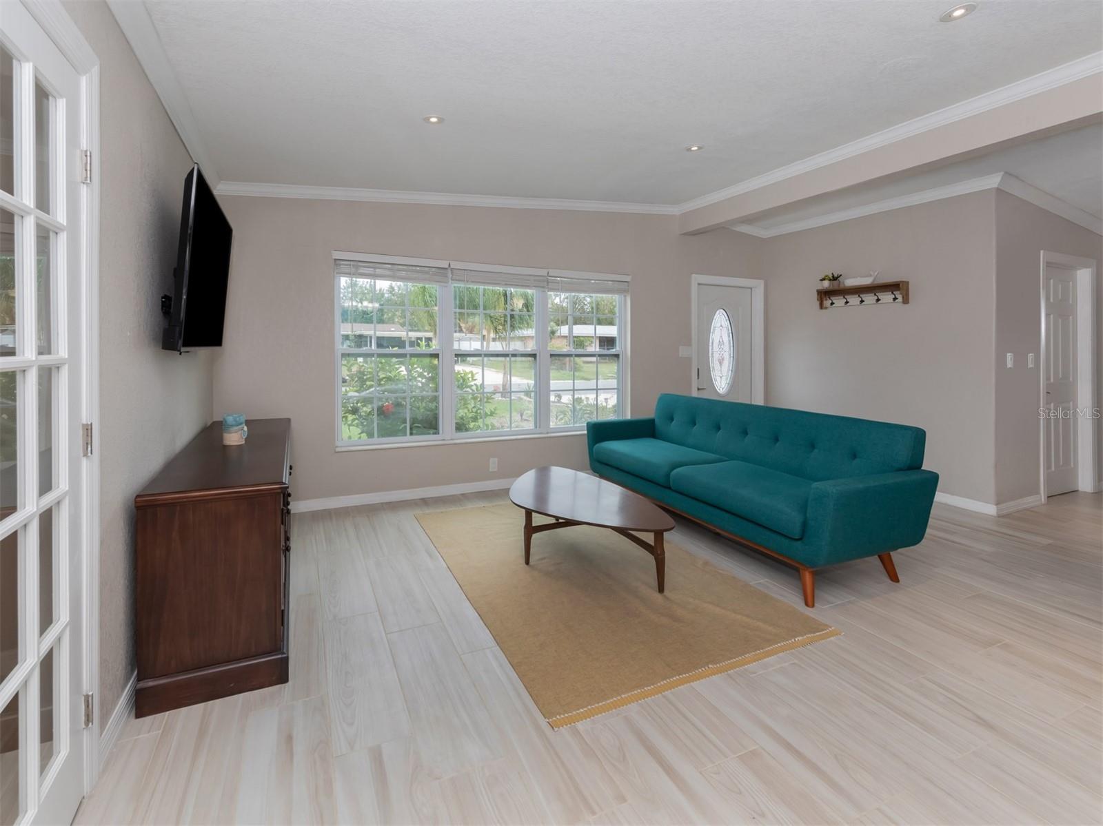 SUNAIRE TERRACE - Residential Lease