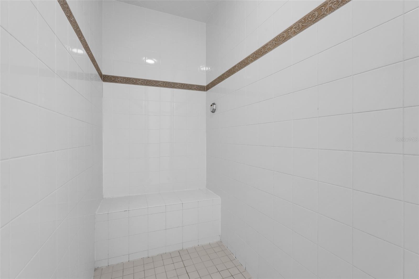 WYNDHAM POINTE / ACADIA ESTATES - Residential