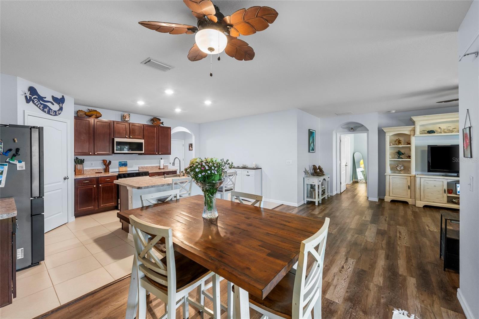 DEL TIERRA PH II - Residential