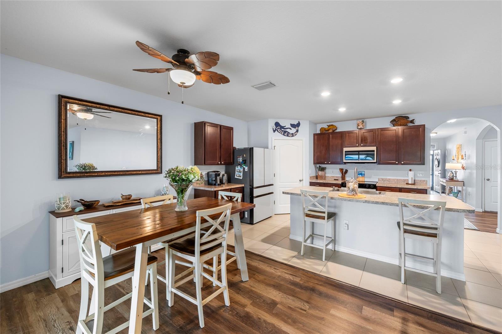 DEL TIERRA PH II - Residential