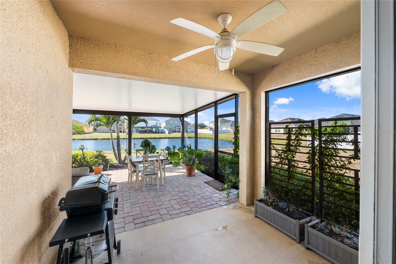 DEL TIERRA PH II - Residential