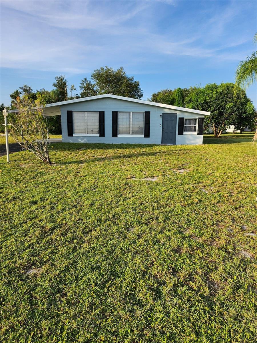 LEISURE LAKES SEC 01 - Residential Lease