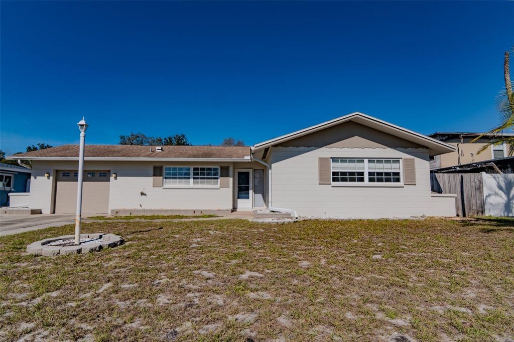 Photo of 13963 Trinidad Drive, Seminole, FL 33776 (MLS # TB8471513)