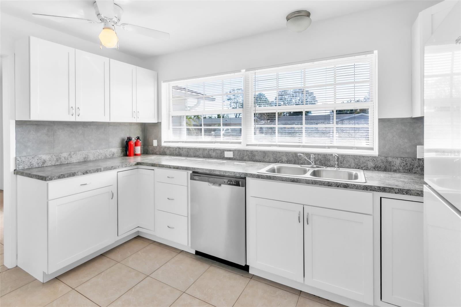 OAKHURST GROVES - Residential