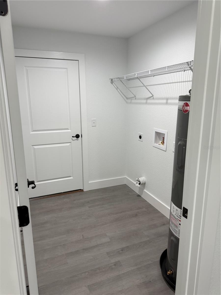 SILVER SPGS SHORES UN 42 - Residential