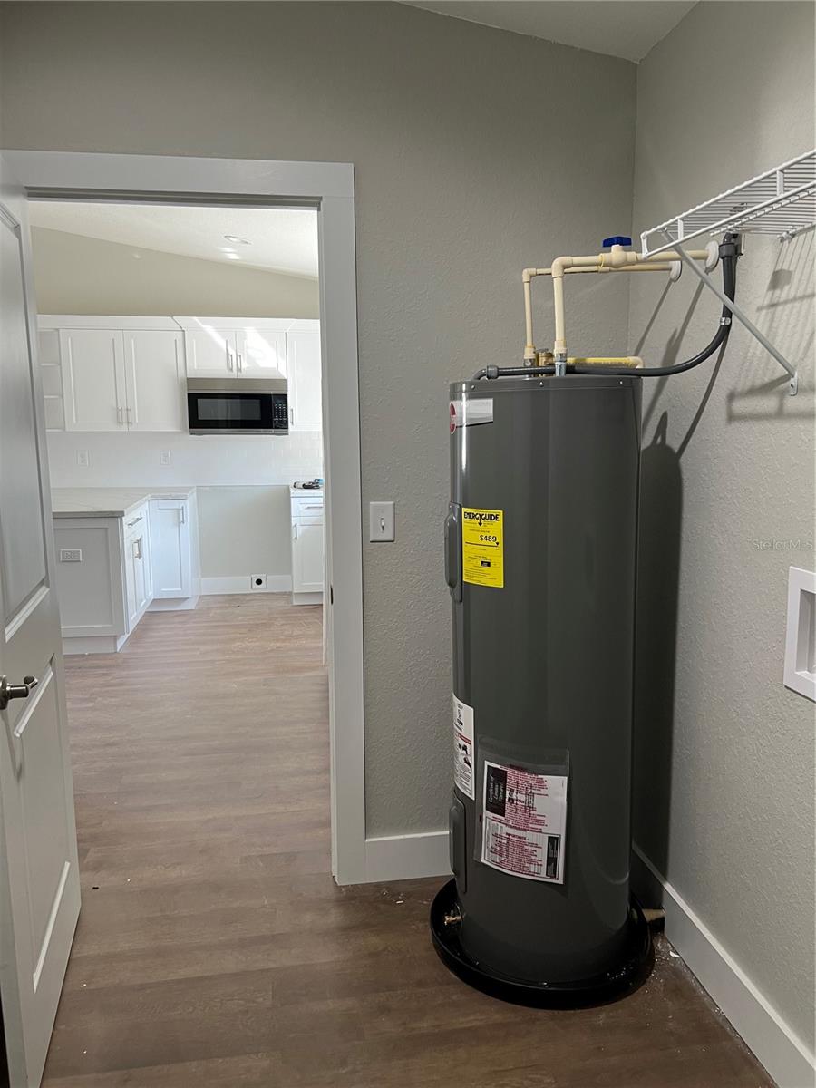 SILVER SPGS SHORES UN 42 - Residential