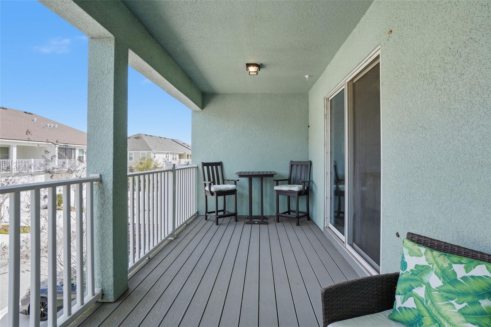 RANDAL WALK - Residential