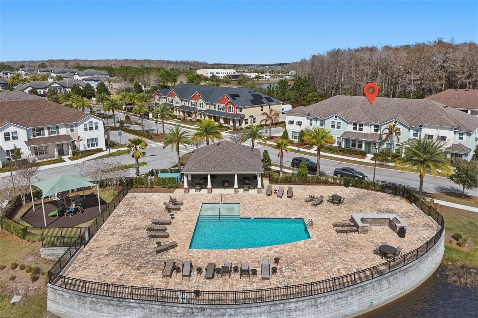 RANDAL WALK - Residential