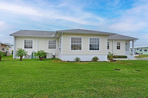 A home in ELLENTON