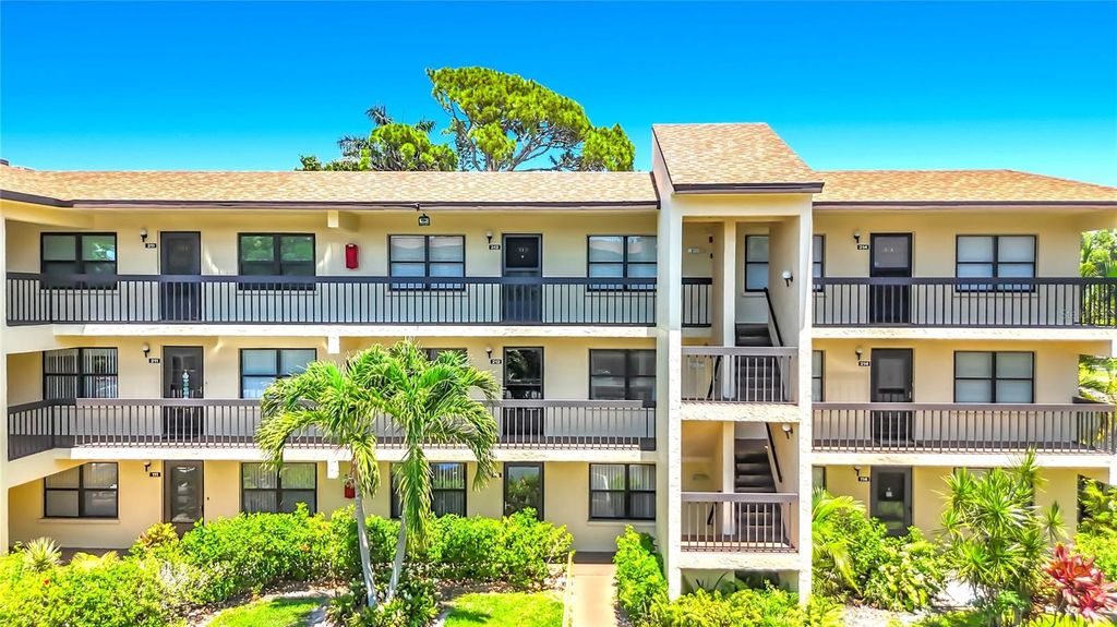 Photo of 425 30th Avenue W #C212, Bradenton, FL 34205 (MLS # A4697777)
