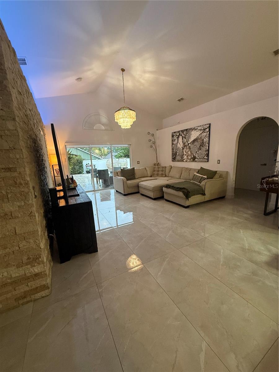 GREEN AT WEST HAVEN PH 01 - Residential Lease