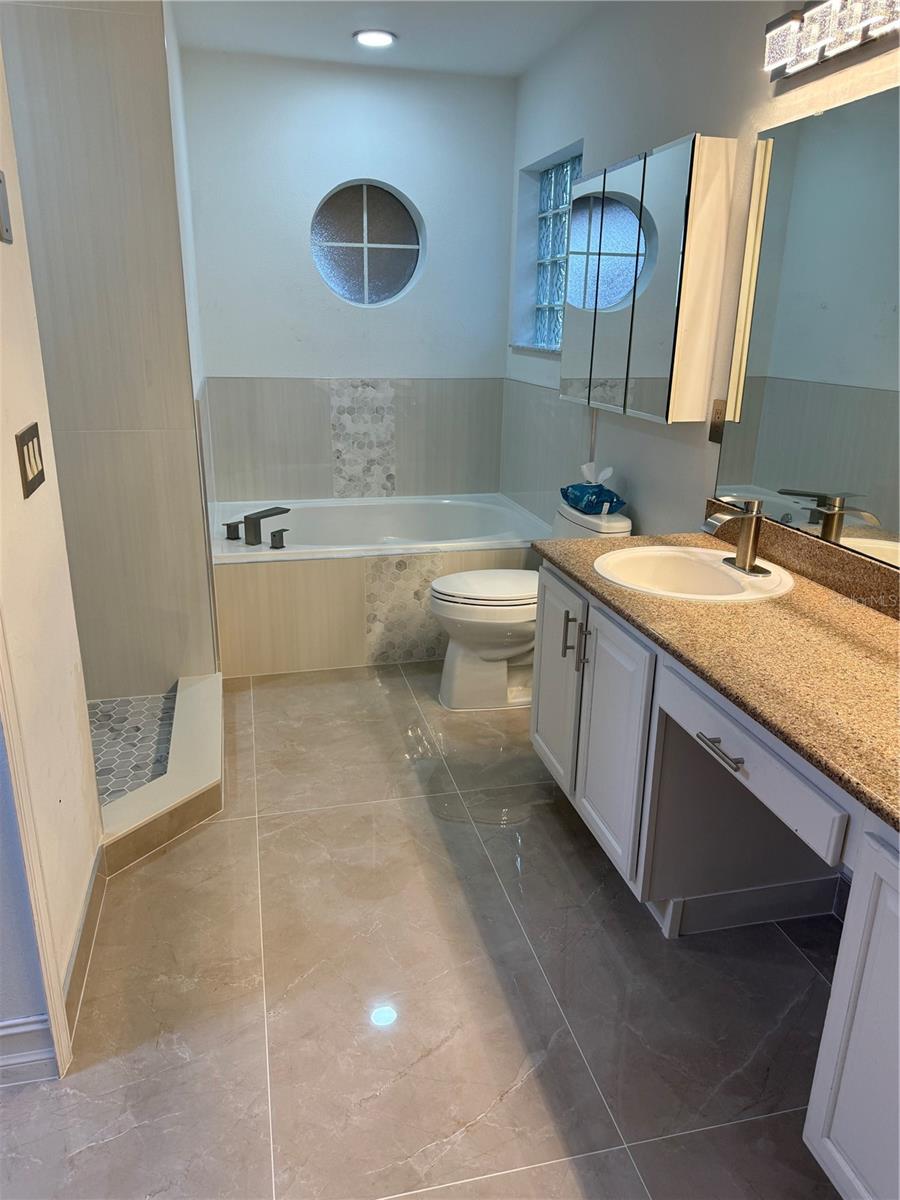 GREEN AT WEST HAVEN PH 01 - Residential Lease