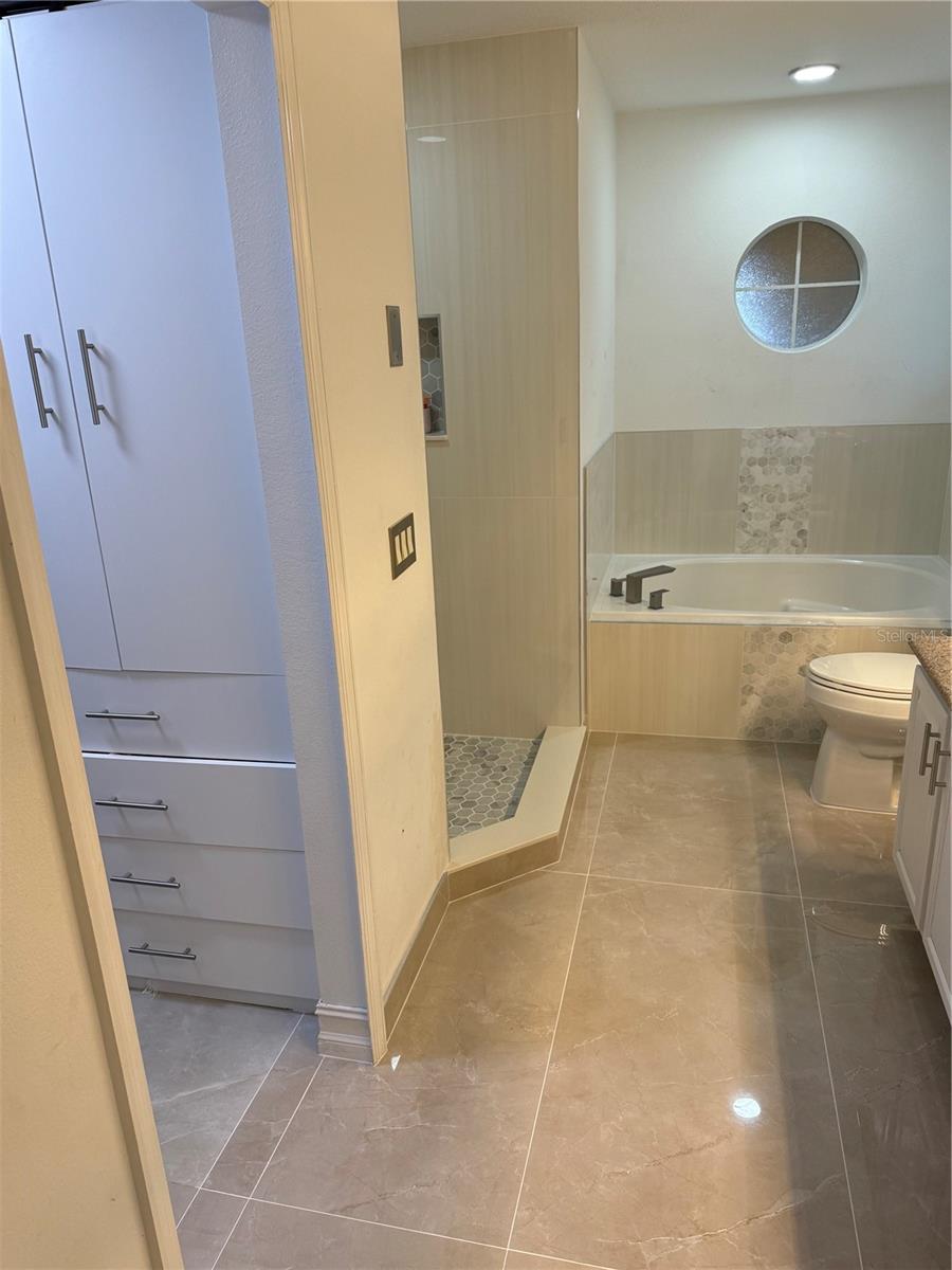 GREEN AT WEST HAVEN PH 01 - Residential Lease