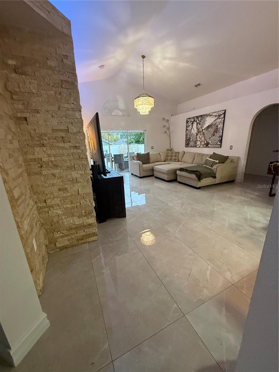 GREEN AT WEST HAVEN PH 01 - Residential Lease