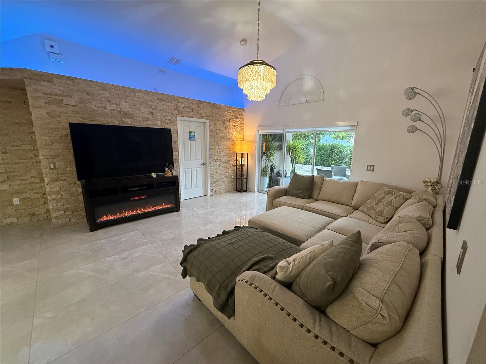 GREEN AT WEST HAVEN PH 01 - Residential Lease