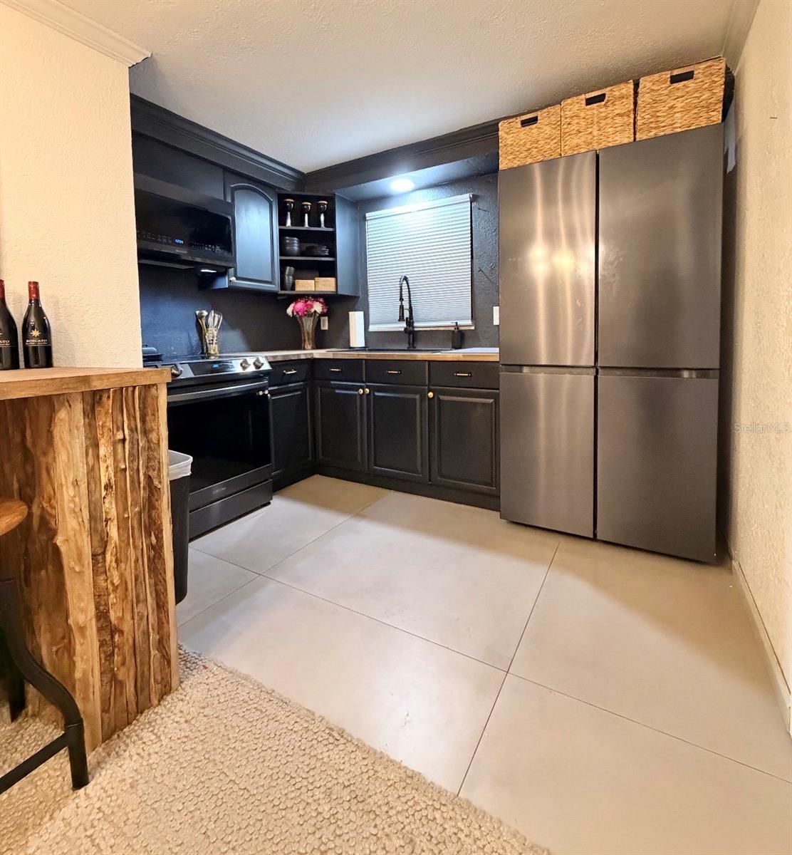 PHRANERS SUB R A - Residential Lease