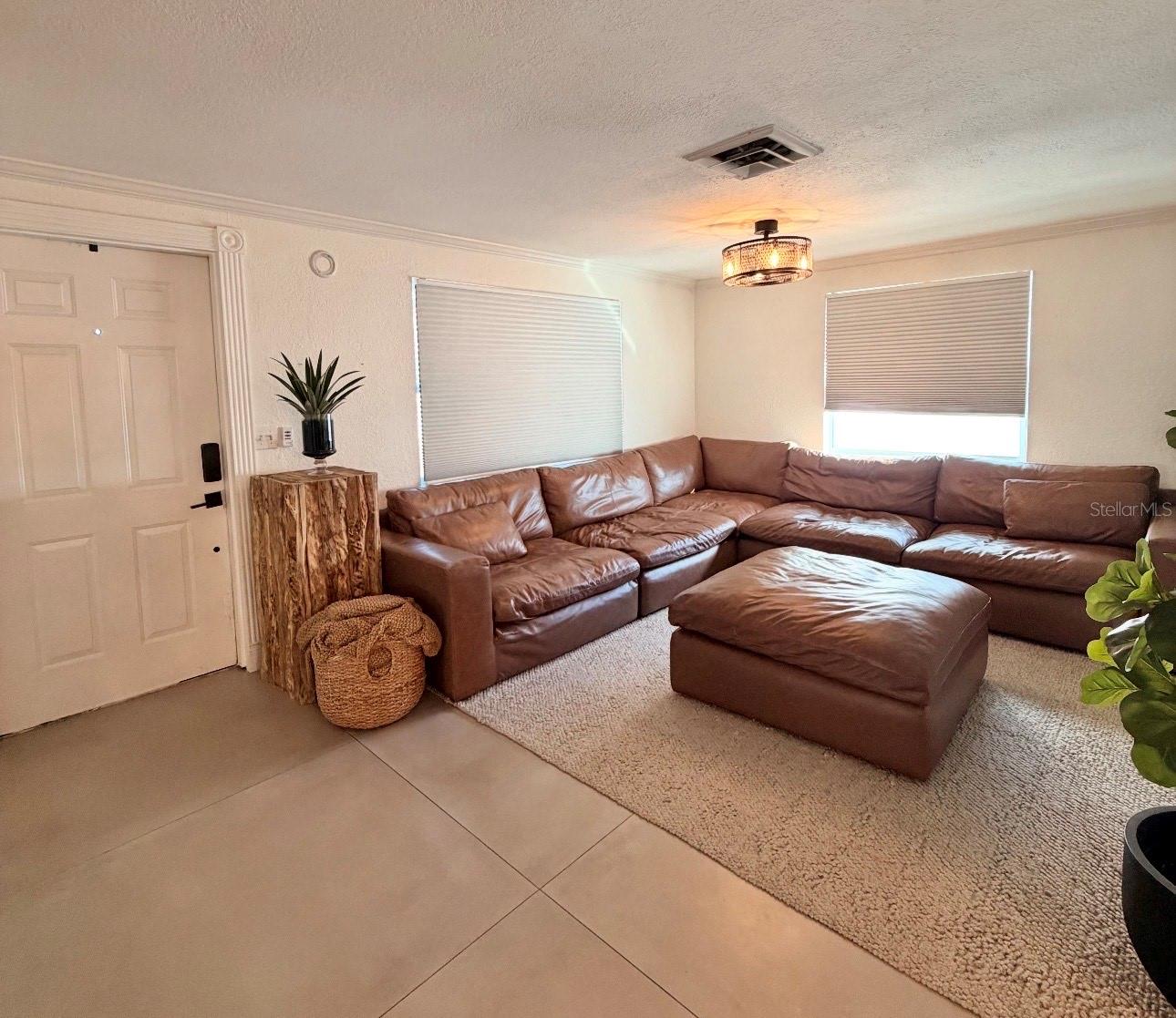 PHRANERS SUB R A - Residential Lease