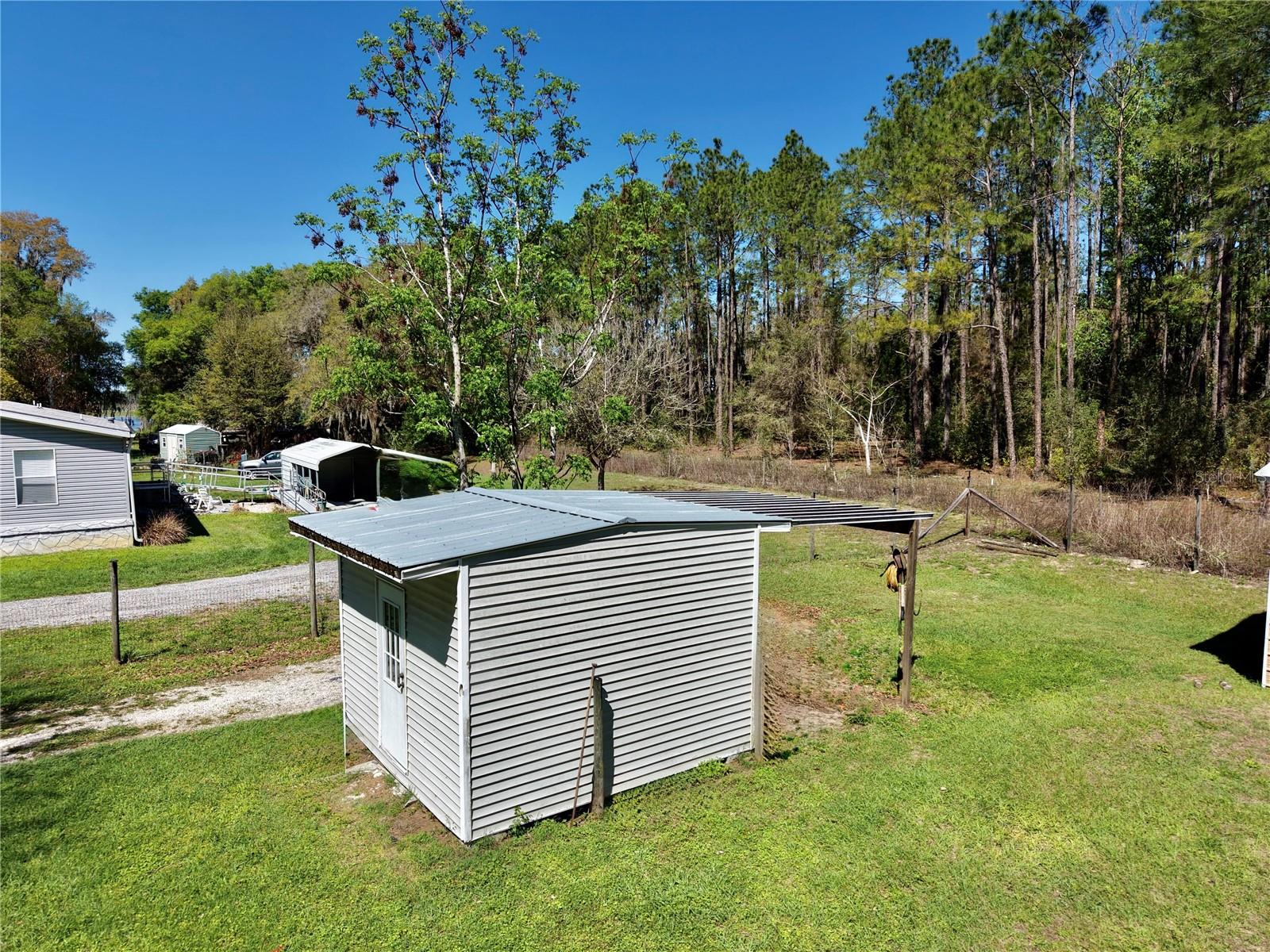 LAKESIDE ACRES MH SUB - Residential