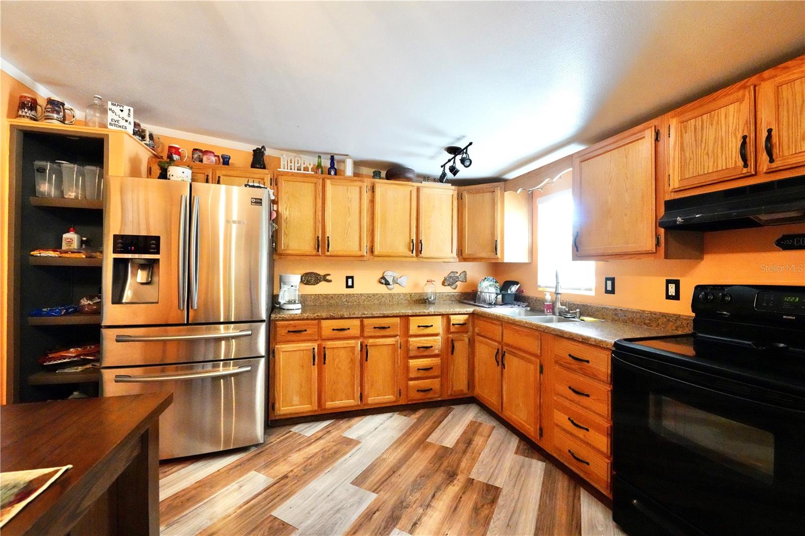 LAKESIDE ACRES MH SUB - Residential