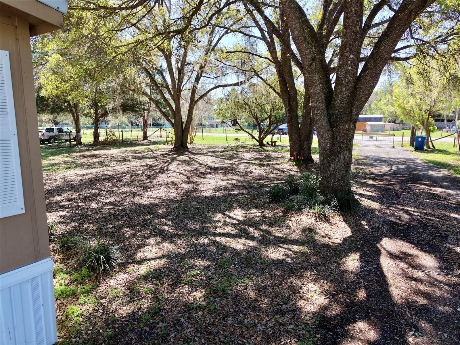 LAKESIDE ACRES MH SUB - Residential