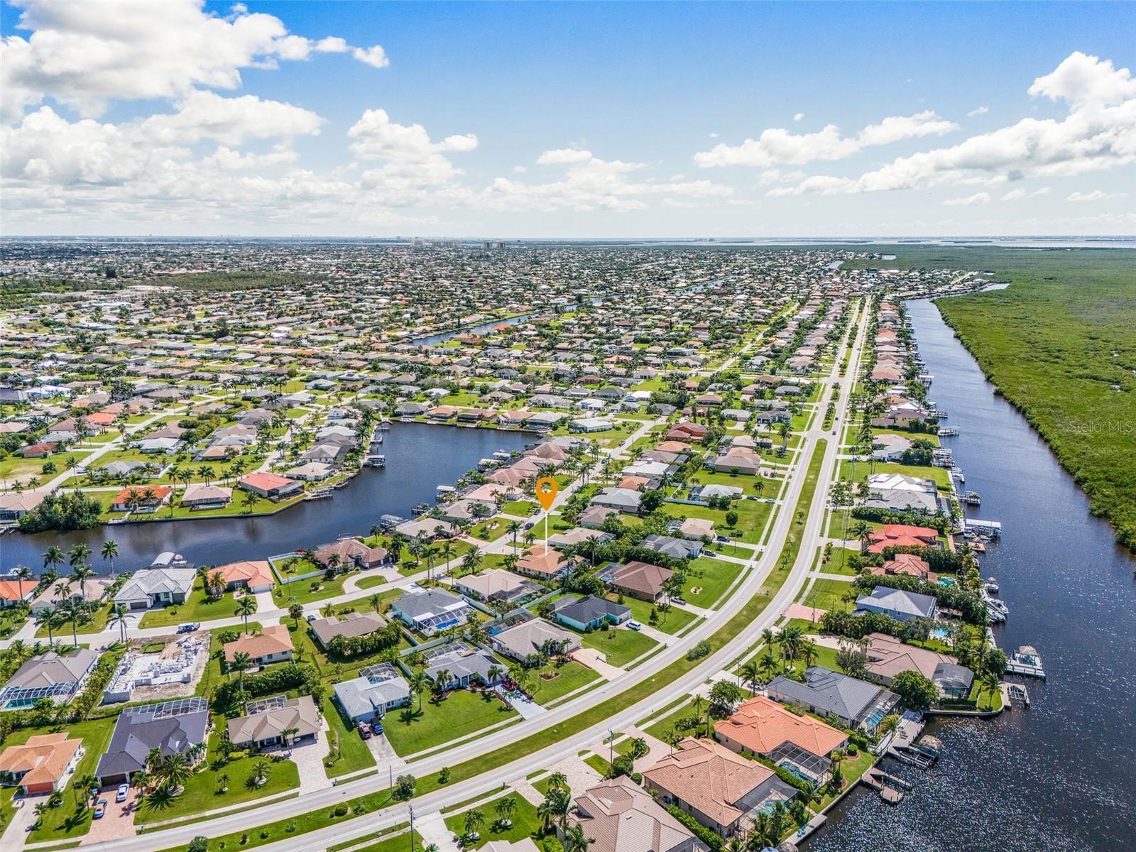 CAPE CORAL - Residential
