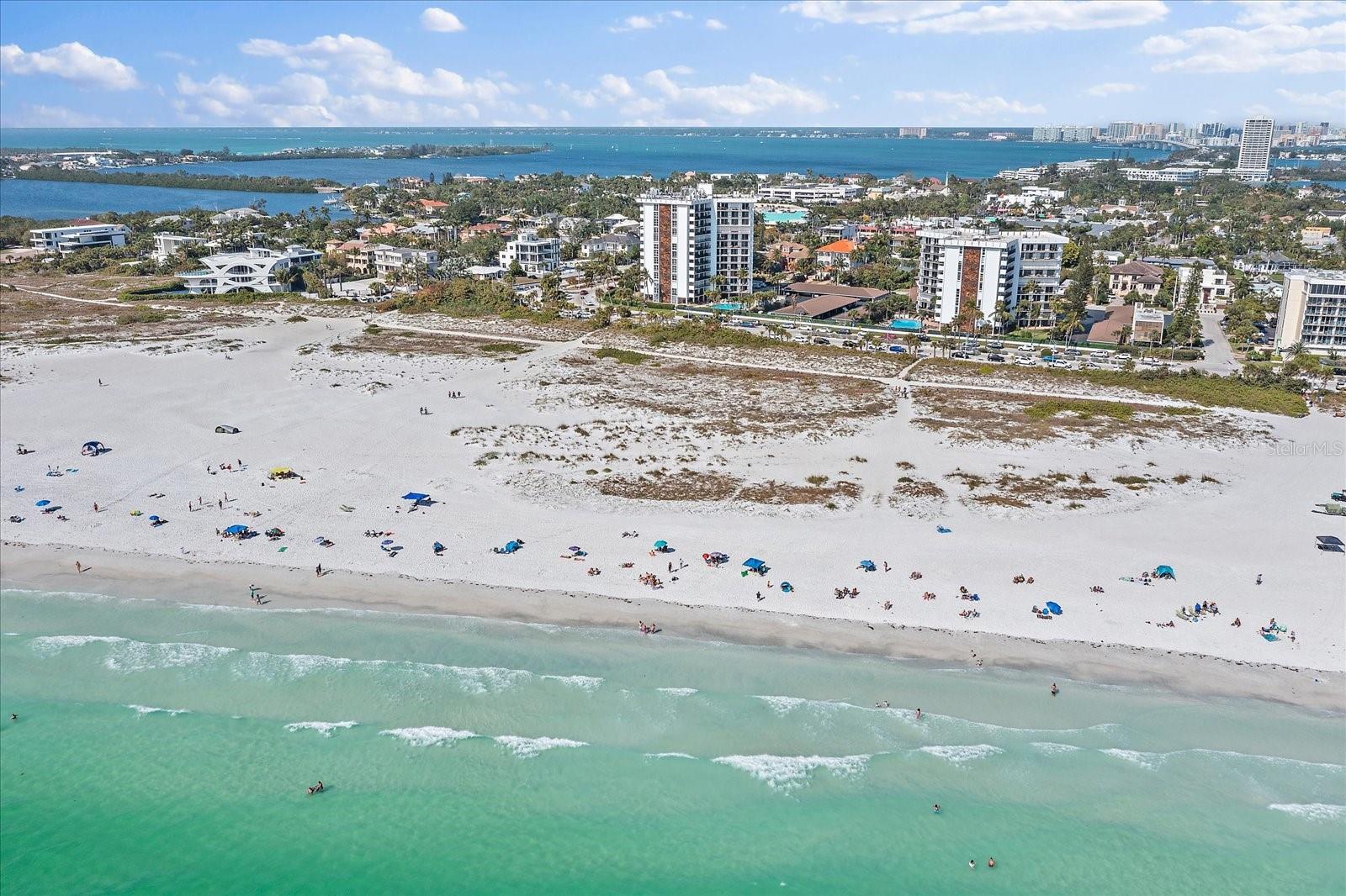 CEDAR HOLLOW AT TARA - Residential