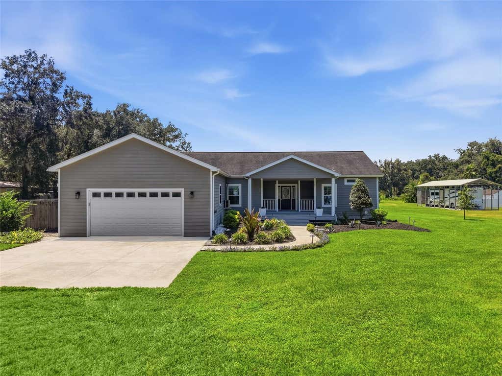 Photo of 5335 Shakespeare Drive, Dover, FL 33527 (MLS # TB8537312)