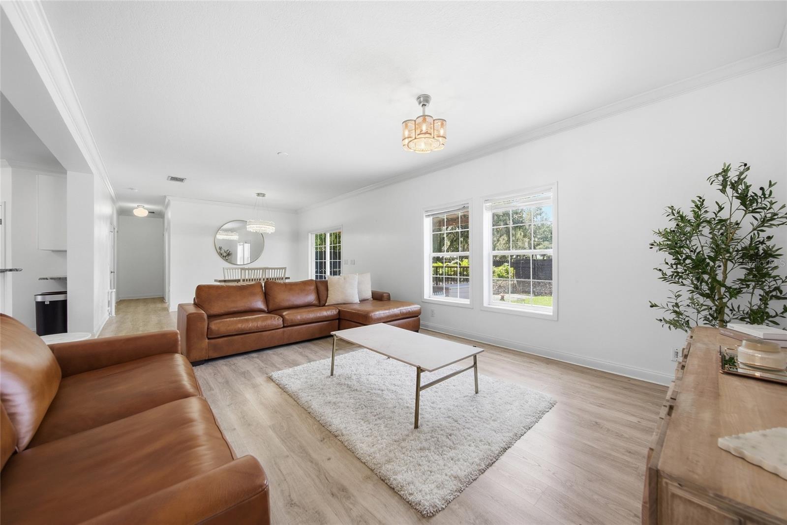 5335 SHAKESPEARE DRIVE