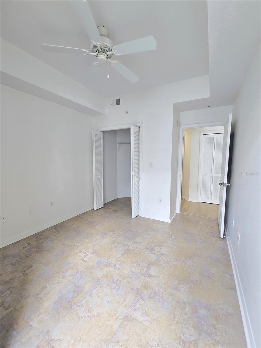 PARKCREST HARBOUR ISLAND CONDO - Residential