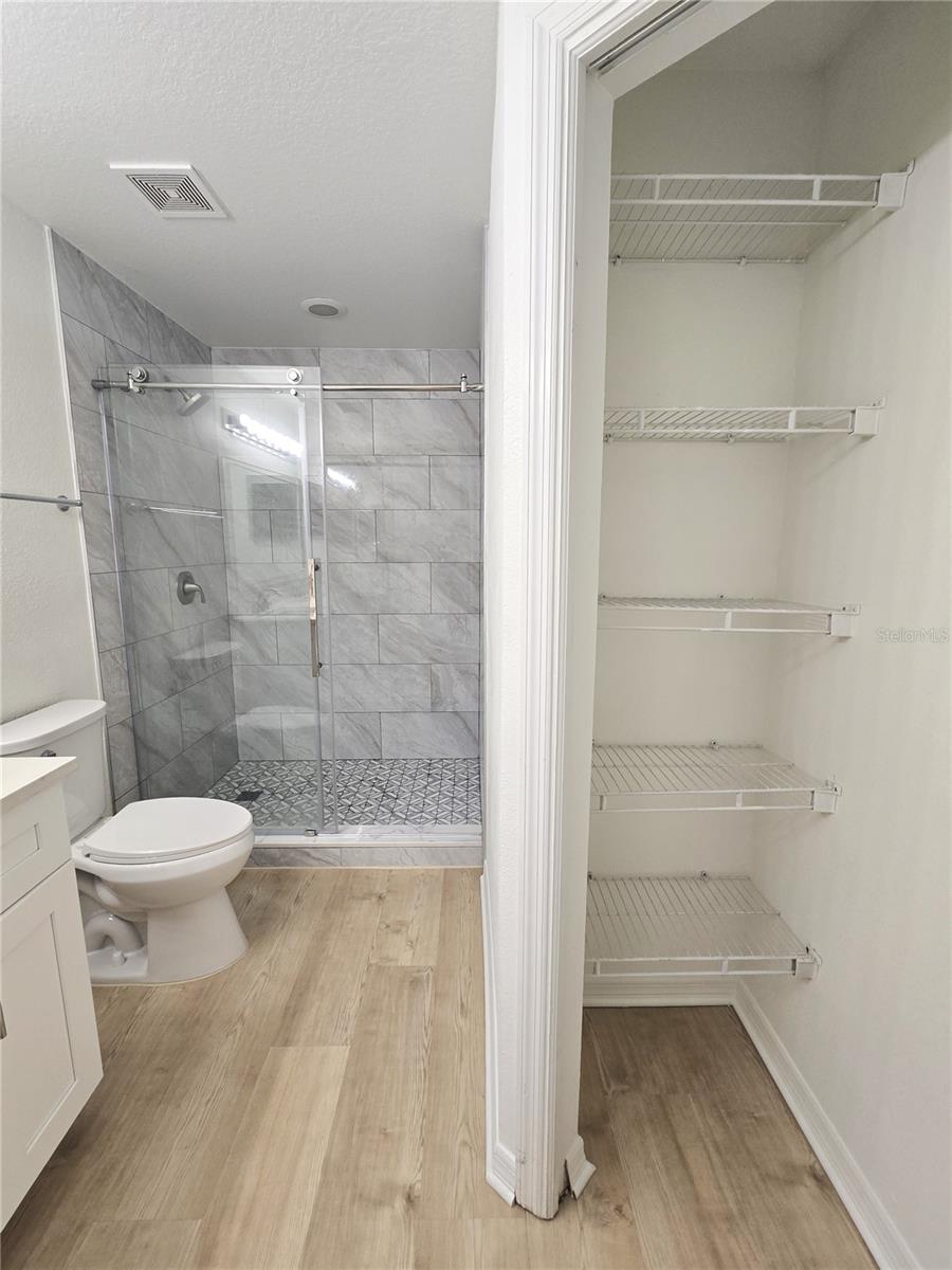 PARKCREST HARBOUR ISLAND CONDO - Residential