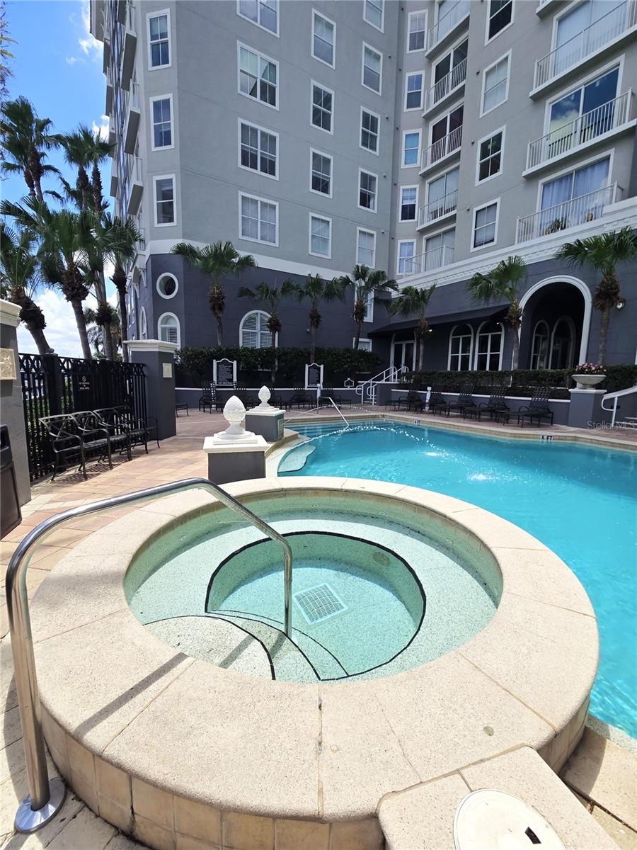 PARKCREST HARBOUR ISLAND CONDO - Residential