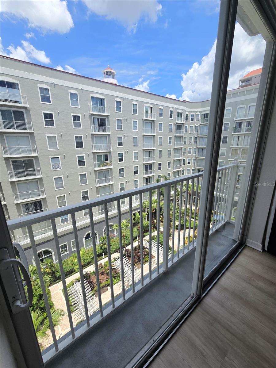 PARKCREST HARBOUR ISLAND CONDO - Residential