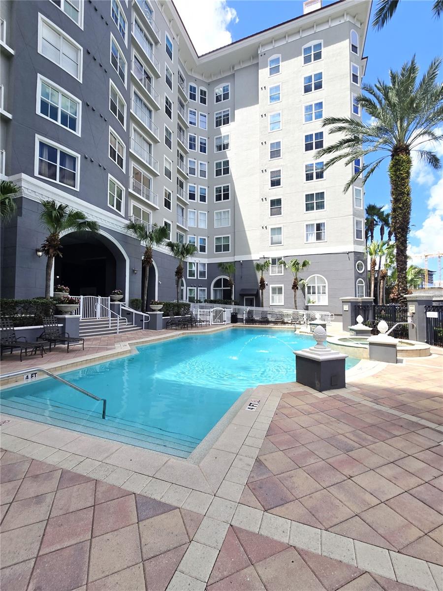 PARKCREST HARBOUR ISLAND CONDO - Residential
