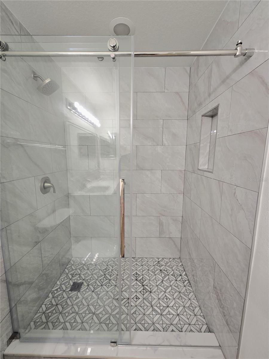 PARKCREST HARBOUR ISLAND CONDO - Residential