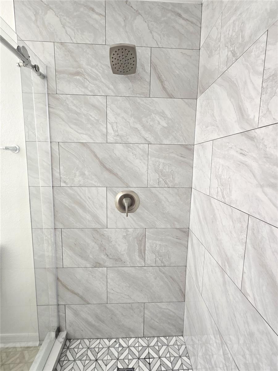 PARKCREST HARBOUR ISLAND CONDO - Residential