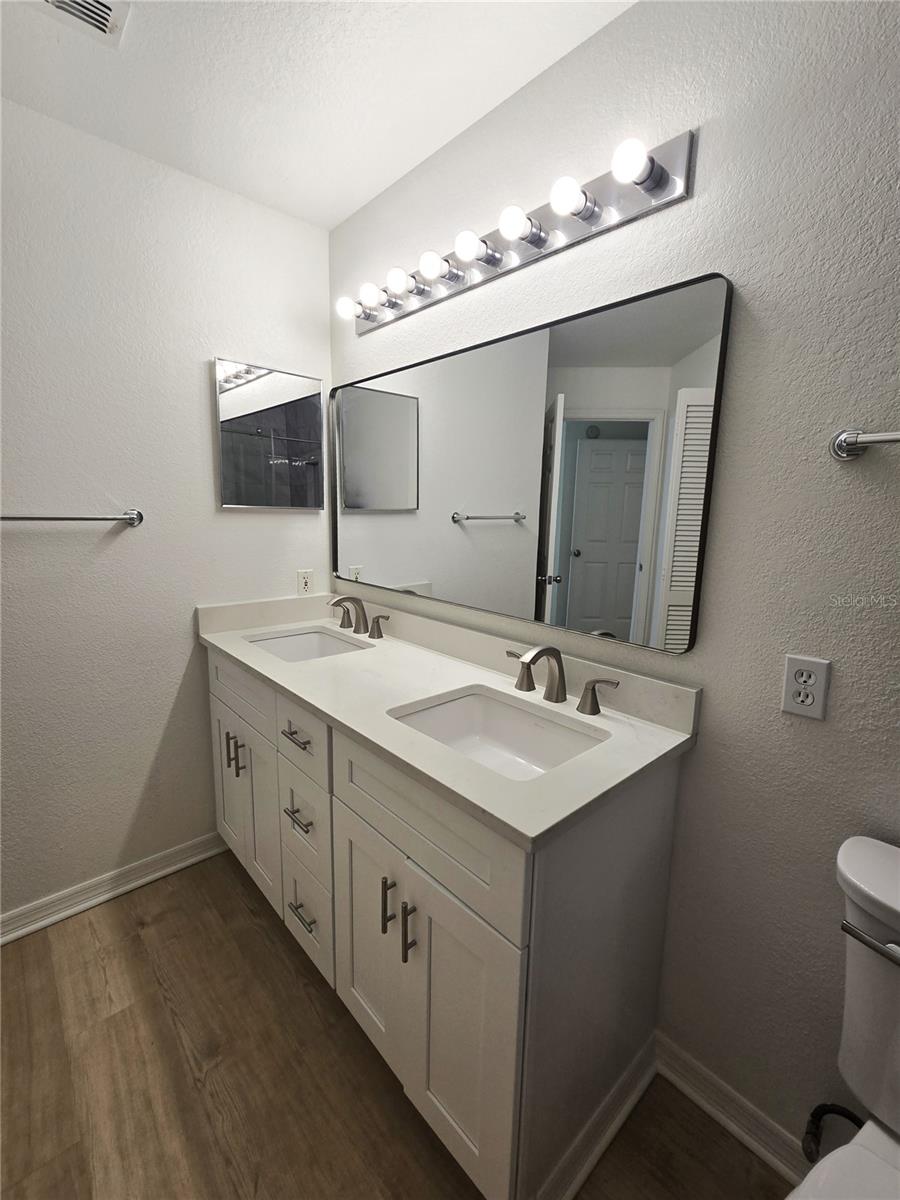 PARKCREST HARBOUR ISLAND CONDO - Residential