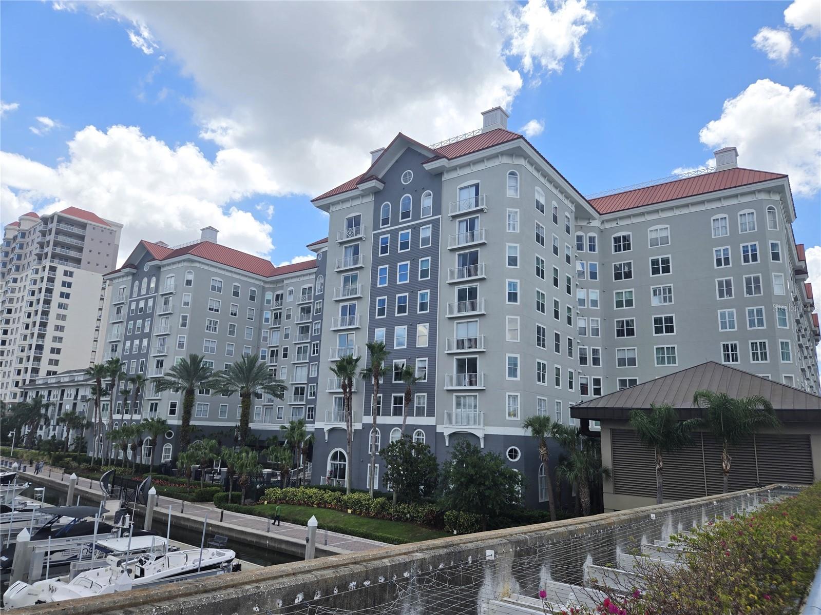 PARKCREST HARBOUR ISLAND CONDO - Residential