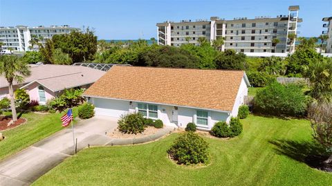 Photo of 7 Sea Gull Terrace, Ormond Beach, FL 32176 (MLS # TB8438753)