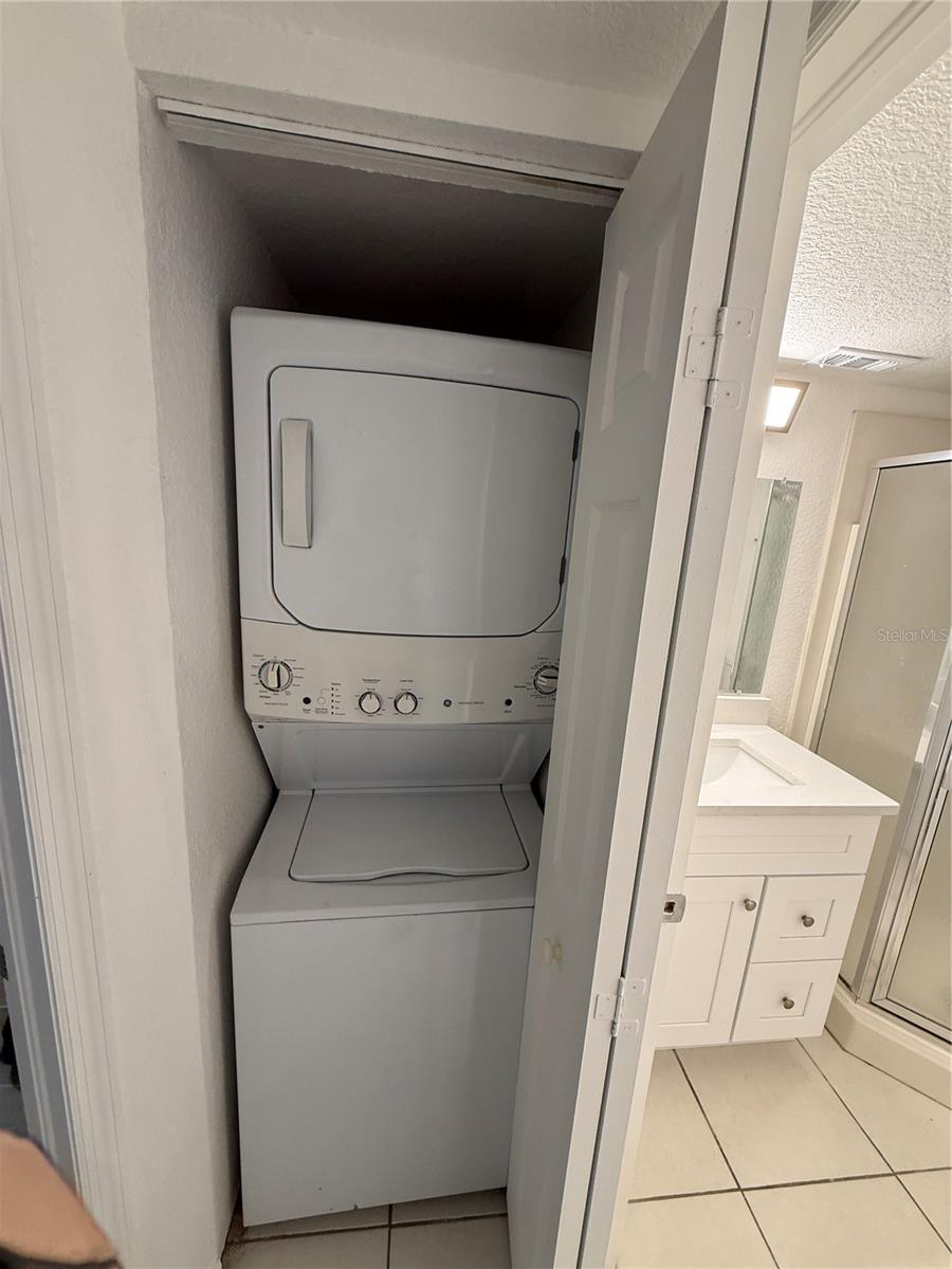 PINES/DEEP CRK I PH 06 - Residential Lease