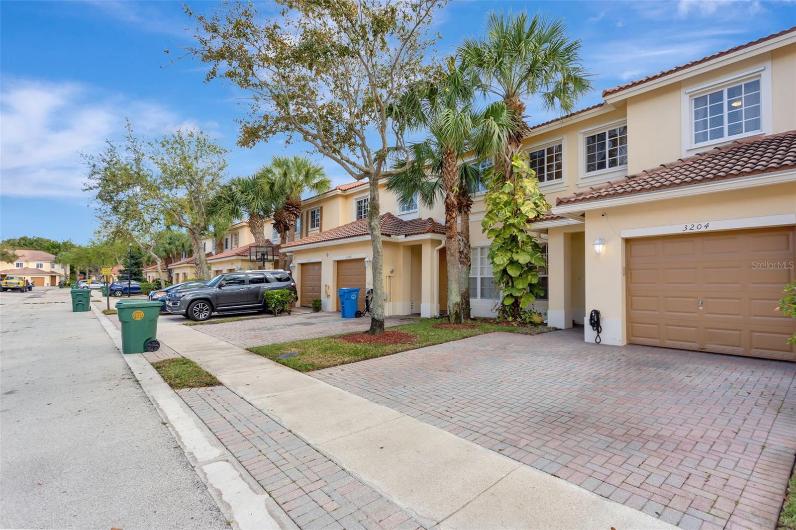 3204 NW 33RD STREET
