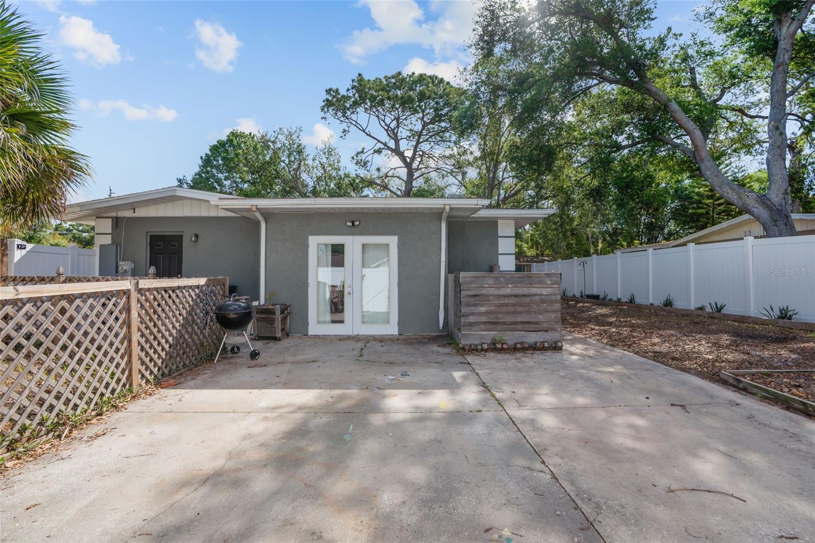SOUTHERN VIEW - Residential