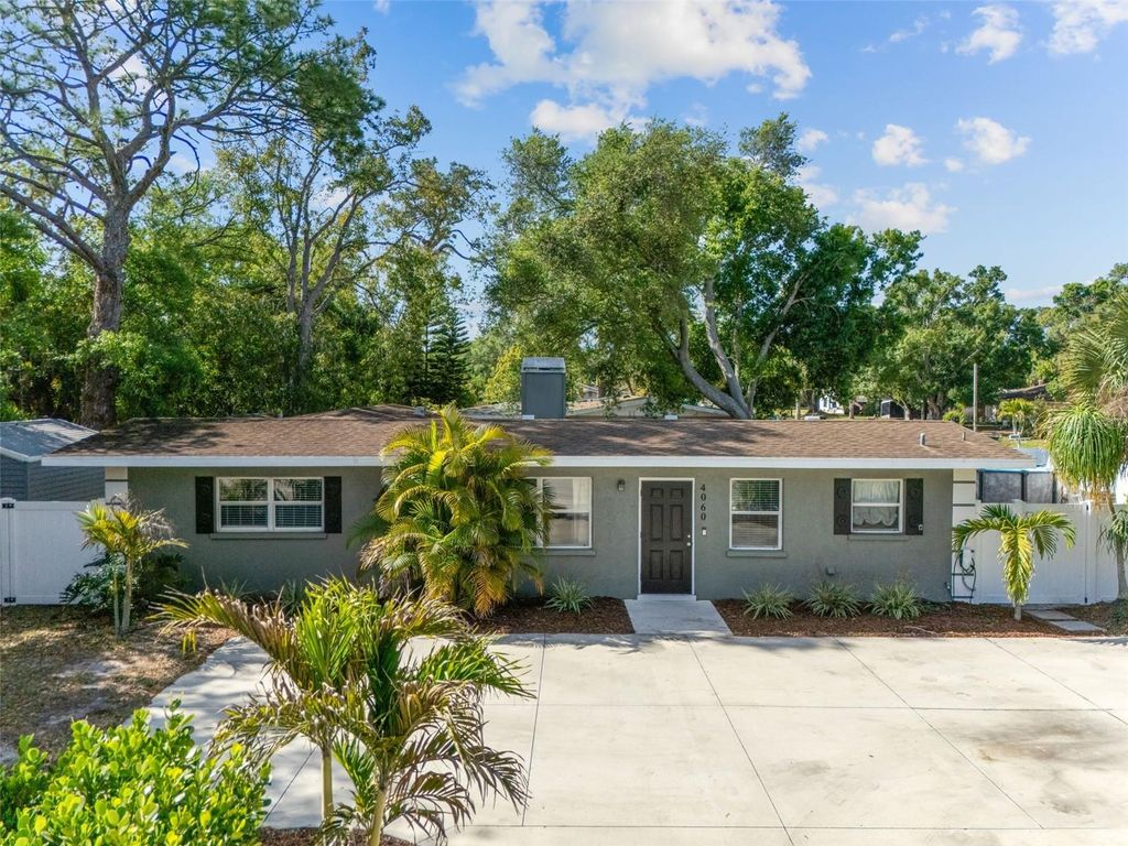 Photo of 4060 Webber Street, Sarasota, FL 34232 (MLS # A4691042)