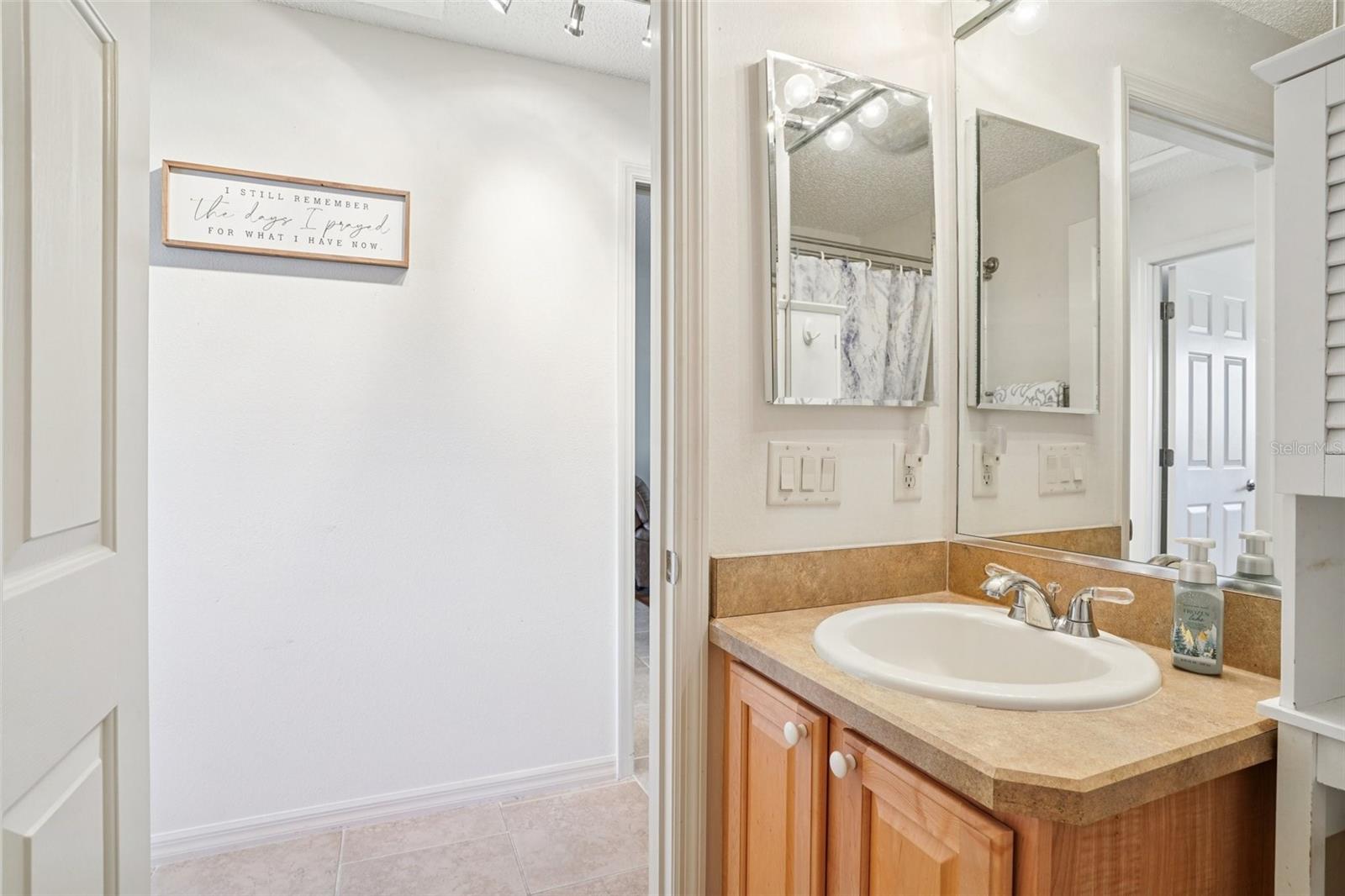 VILLAGES/MARION UN 65 - Residential