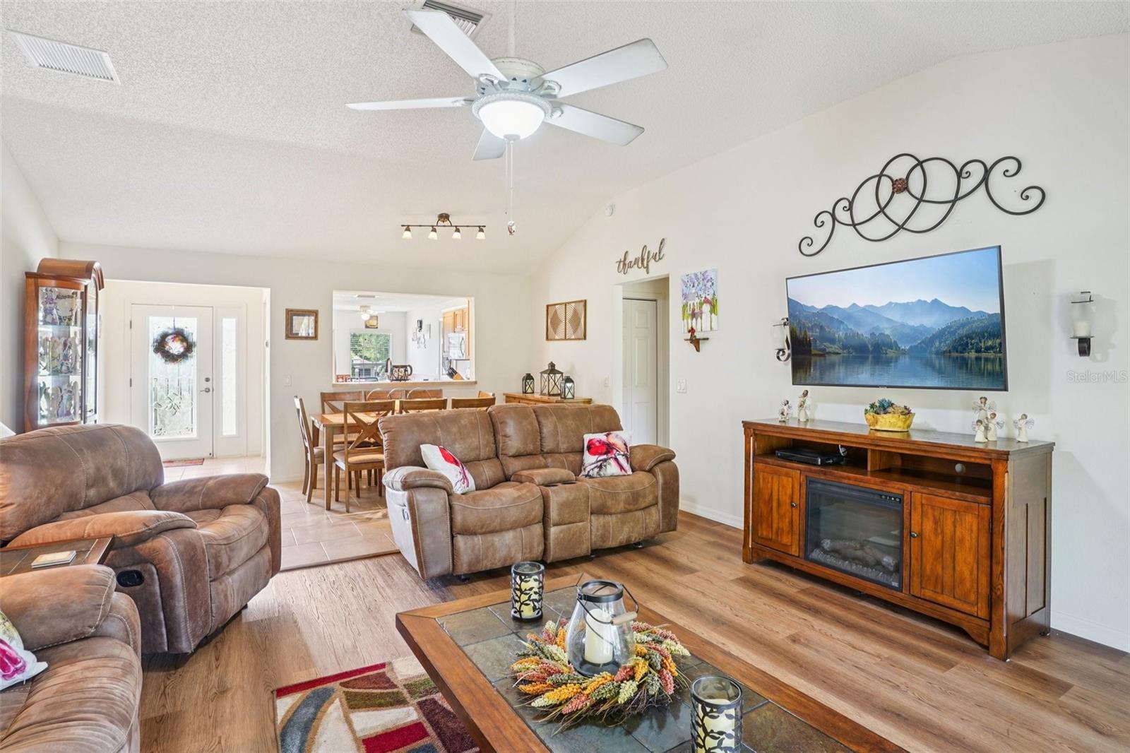 VILLAGES/MARION UN 65 - Residential