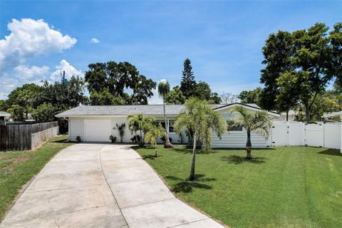 Single Family Residence in SEMINOLE FL 10047 NASSAU CT Ct 38.jpg